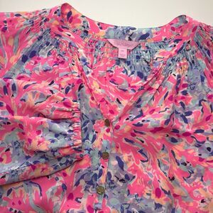 Lilly Pulitzer Elsa Silk Blouse Top Coco Coral Crab Blue Pink Coastal Womans - M